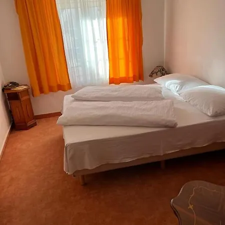 17 Hotel